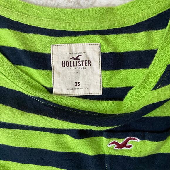 Hollister Striped Tee - Picture 4 of 5